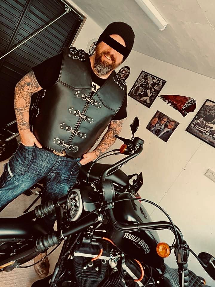 SVAROG Heavy Duty 4-7 MM Thick Buffalo Leather Vest “INVADER”